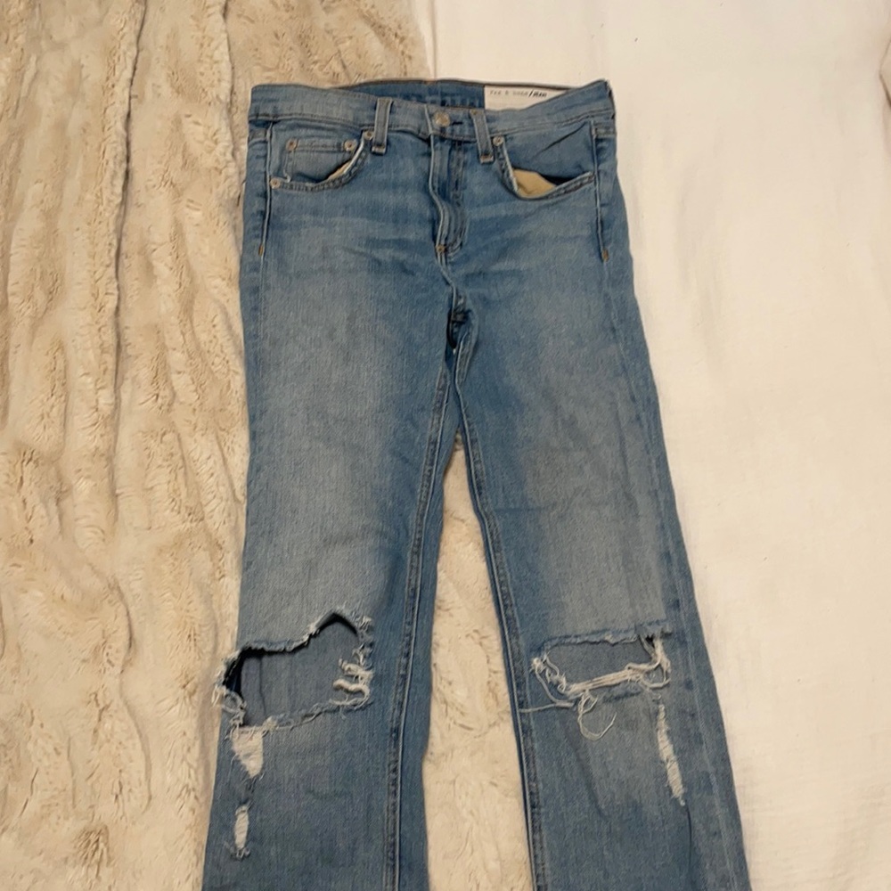 Rag & Bone Size 25 ripped jeans